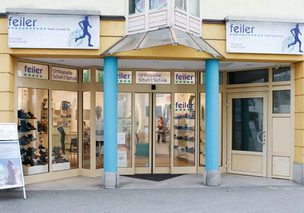 Willkommen Leistungen Haupteingang Feiler Sanitätshaus Fußpflegepraxis